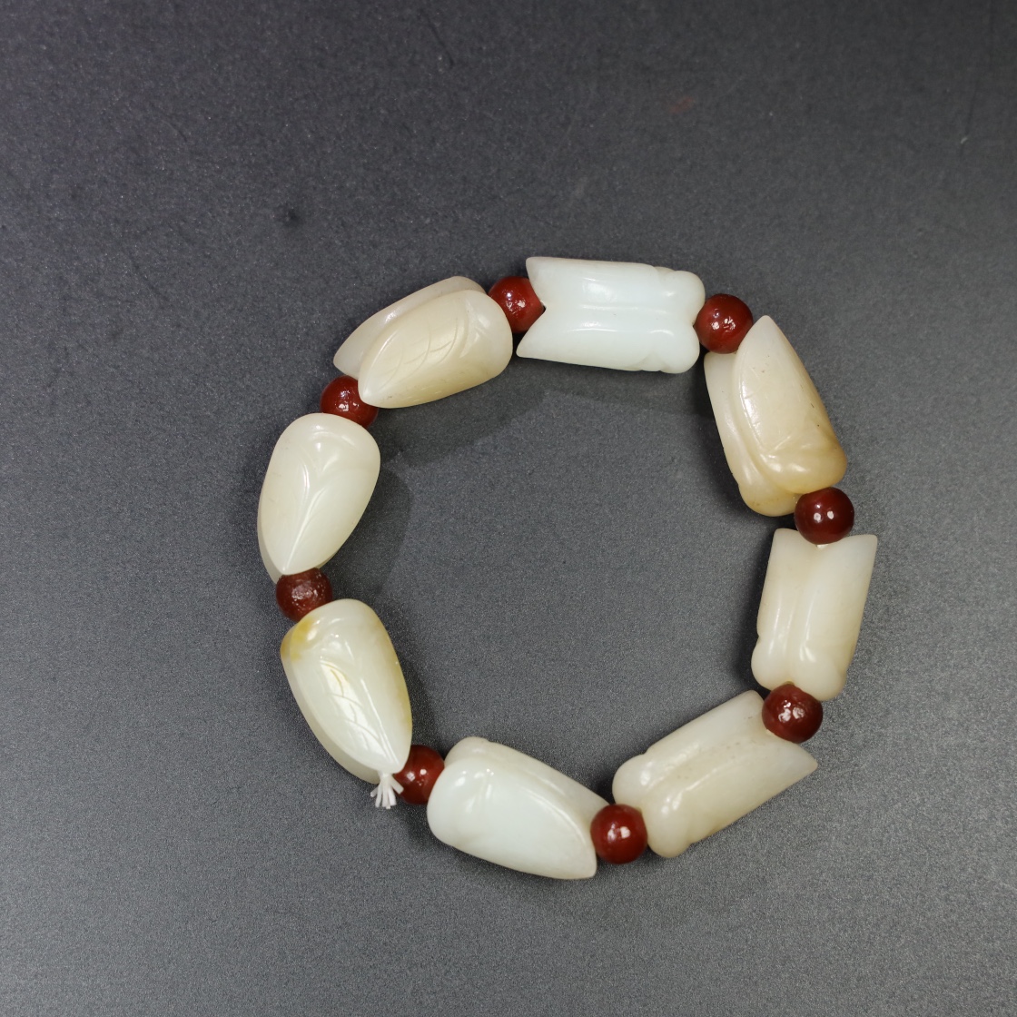 Chinese Natural Jade Carved Cicada Bracelet