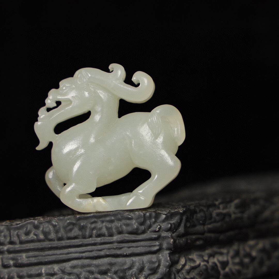 Chinese Natural Jade Carved Dragon Handles