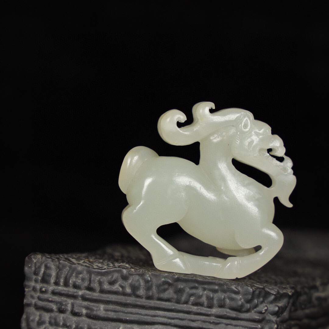 Chinese Natural Jade Carved Dragon Handles
