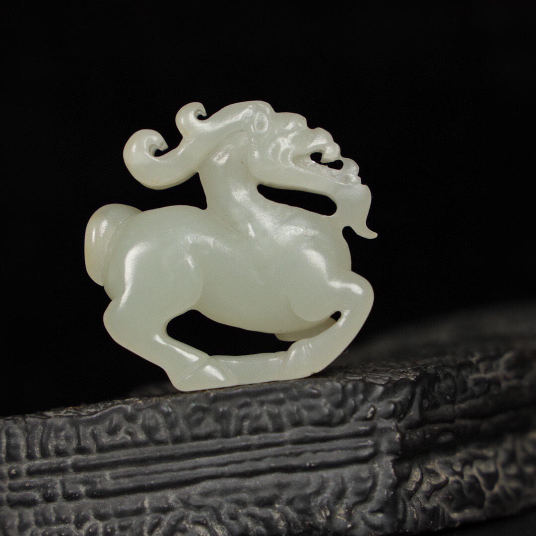 Chinese Natural Jade Carved Dragon Handles