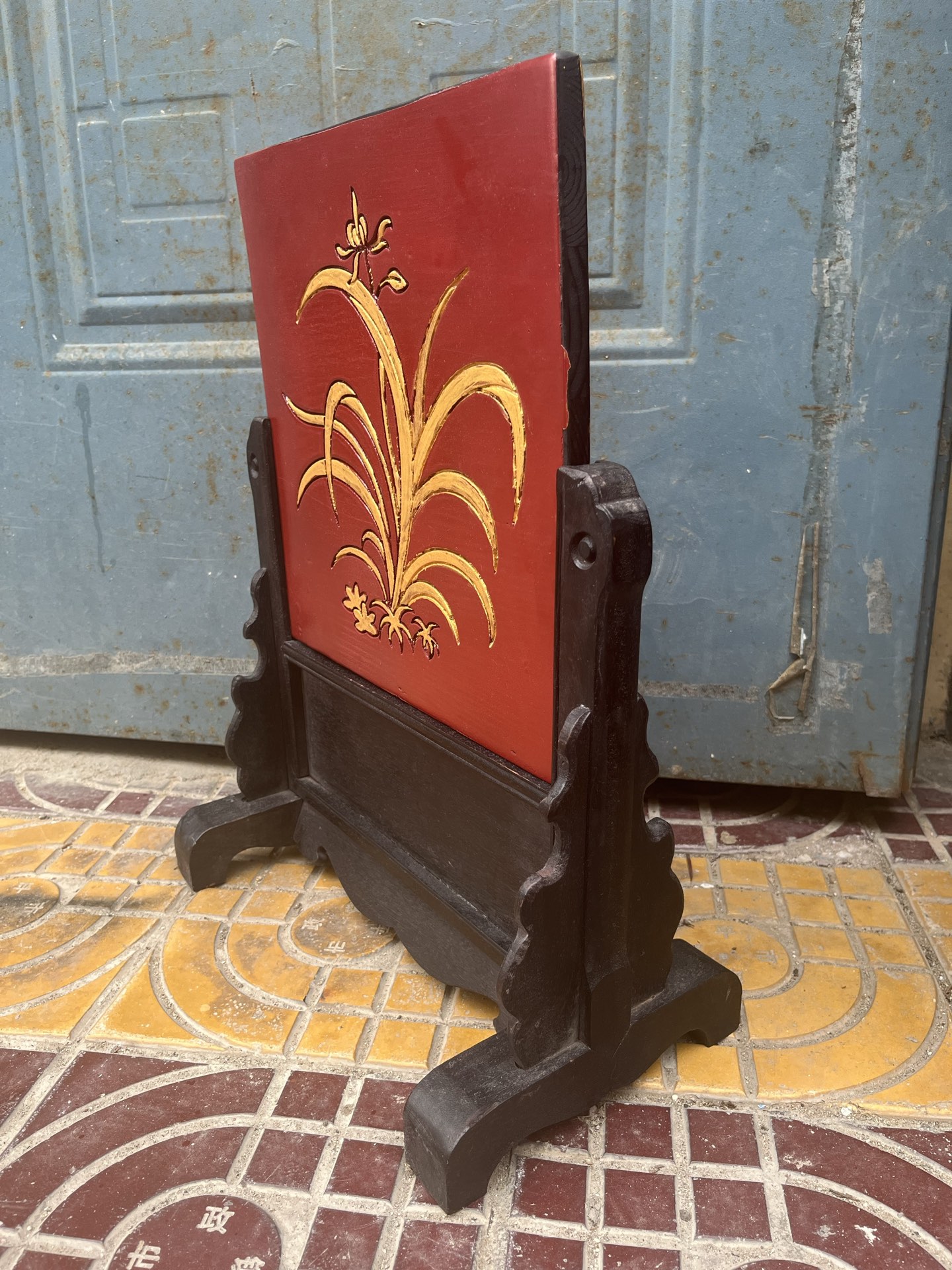 Qing Dynasty Rosewood red and Golden Dragon Pattern wood carving Screen