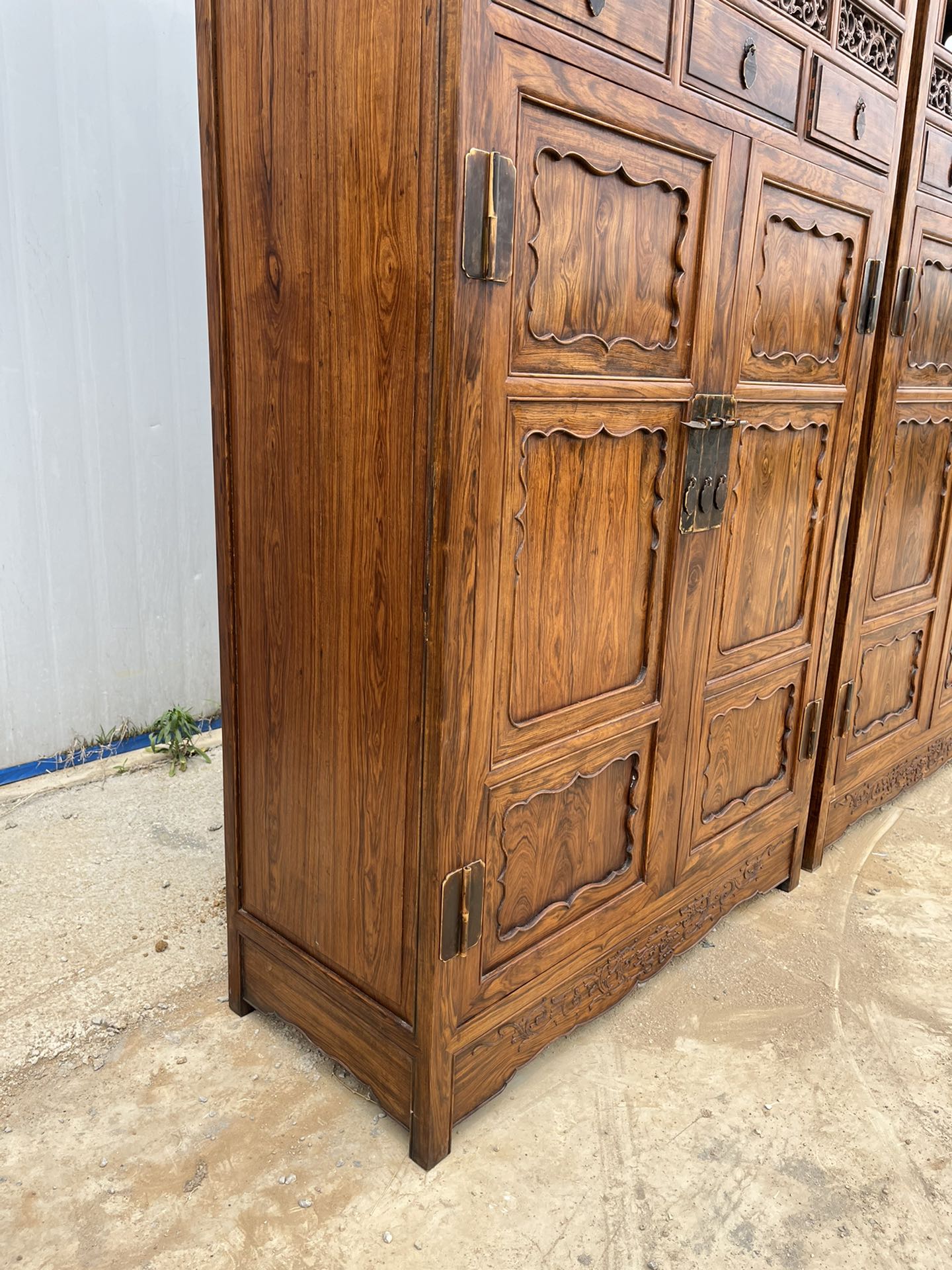 Qing Dynasty Huanghuali wood a pair of cabinet