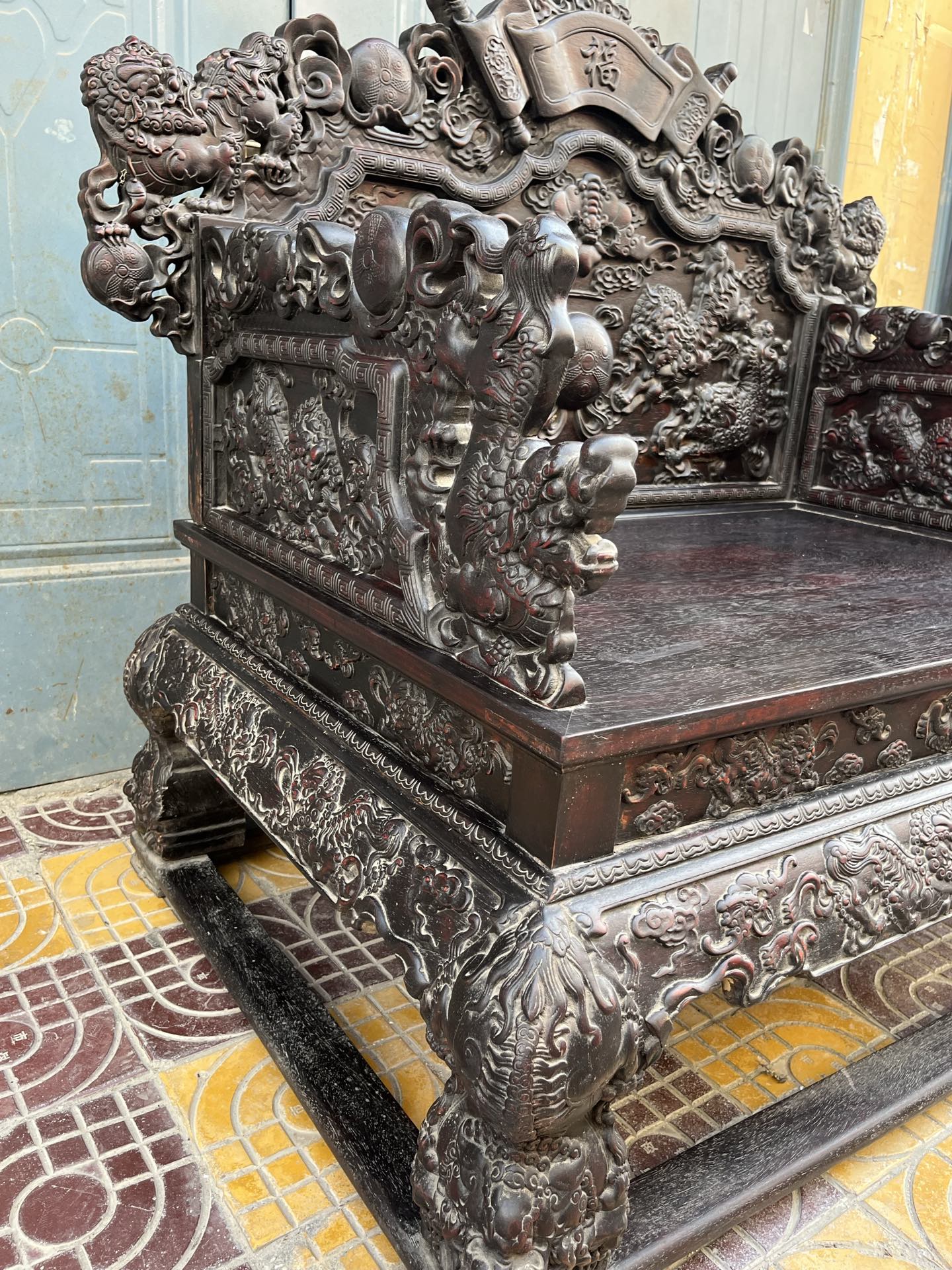 Qing Dynasty Red Sandalwood Cloud Dragon Throne