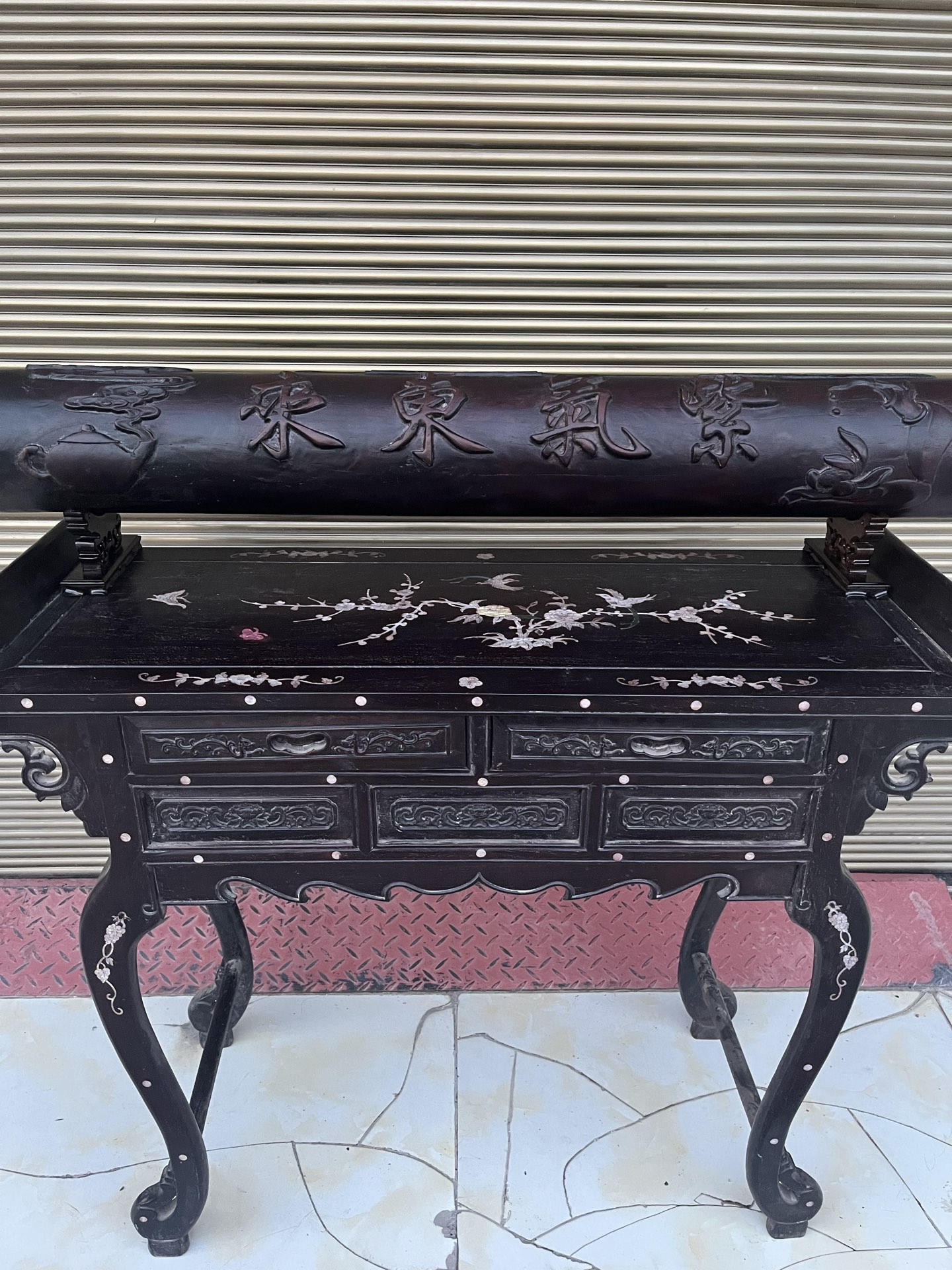 Qing Dynasty Rosewood covered with Venus ox hair pattern smooth polishing colored shell case