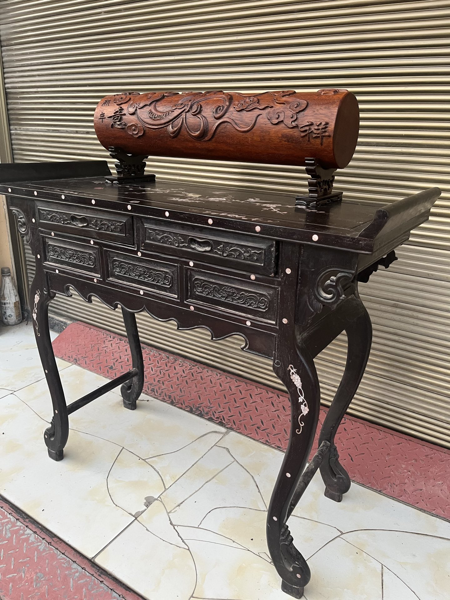 Qing Dynasty Rosewood covered with Venus ox hair pattern smooth polishing colored shell case