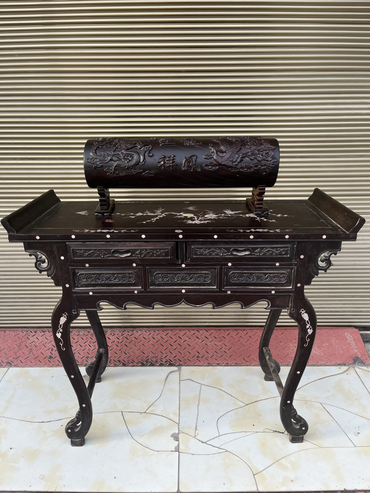 Qing Dynasty Rosewood covered with Venus ox hair pattern smooth polishing colored shell case