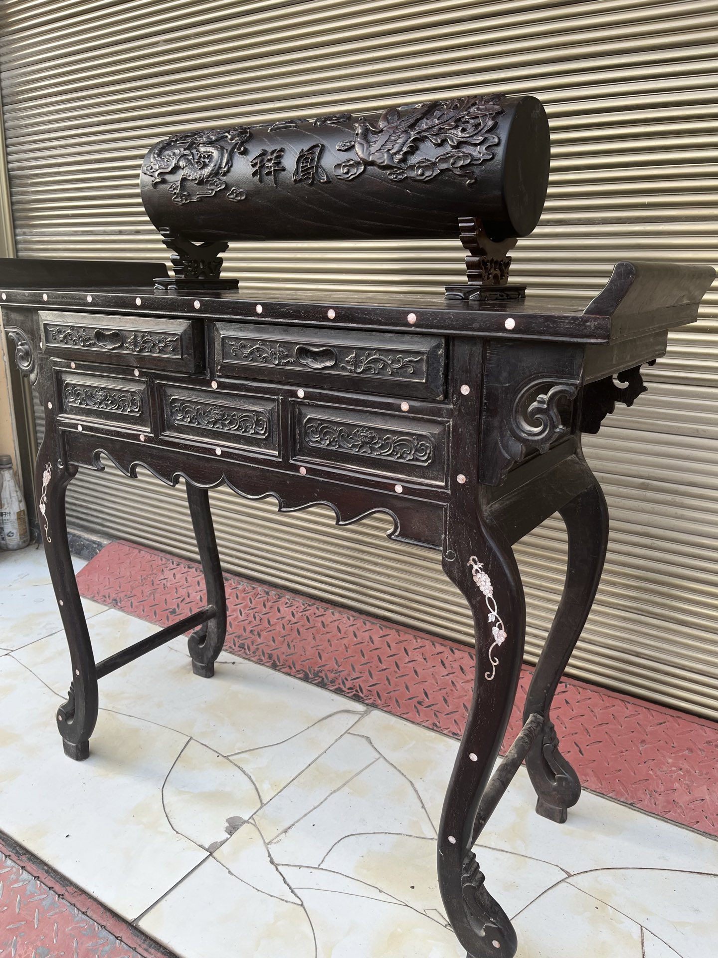 Qing Dynasty Rosewood covered with Venus ox hair pattern smooth polishing colored shell case