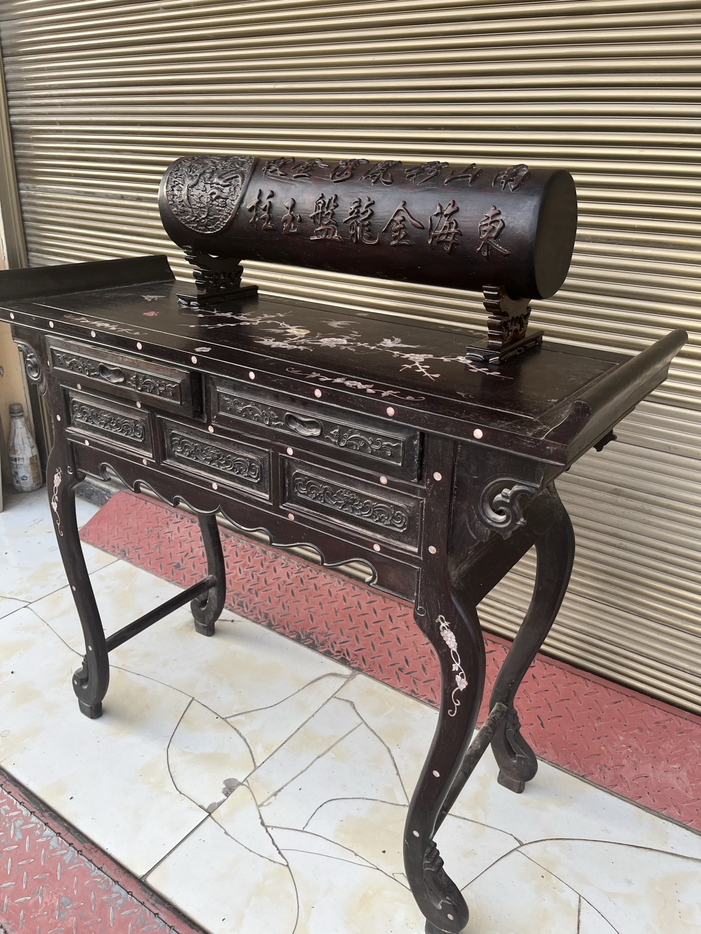 Qing Dynasty Rosewood covered with Venus ox hair pattern smooth polishing colored shell case