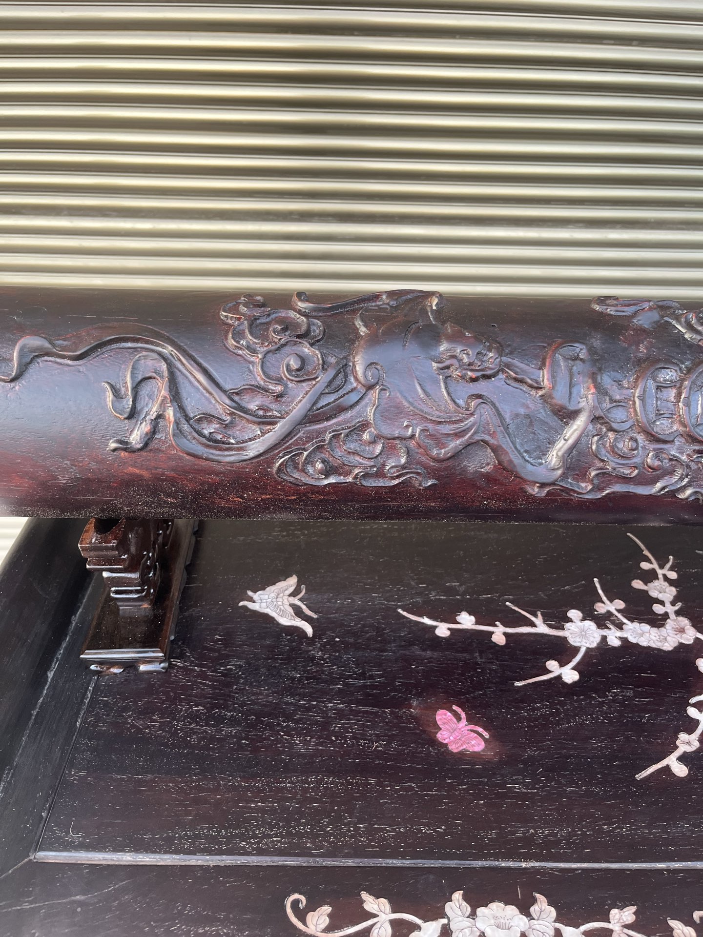 Qing Dynasty Rosewood covered with Venus ox hair pattern smooth polishing colored shell case
