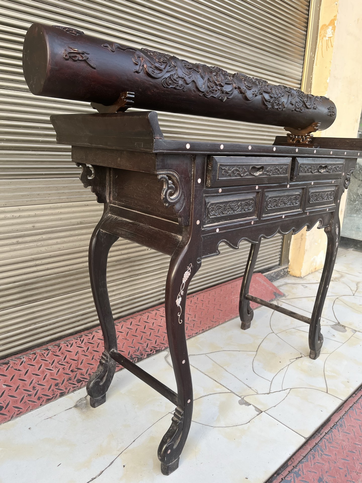 Qing Dynasty Rosewood covered with Venus ox hair pattern smooth polishing colored shell case
