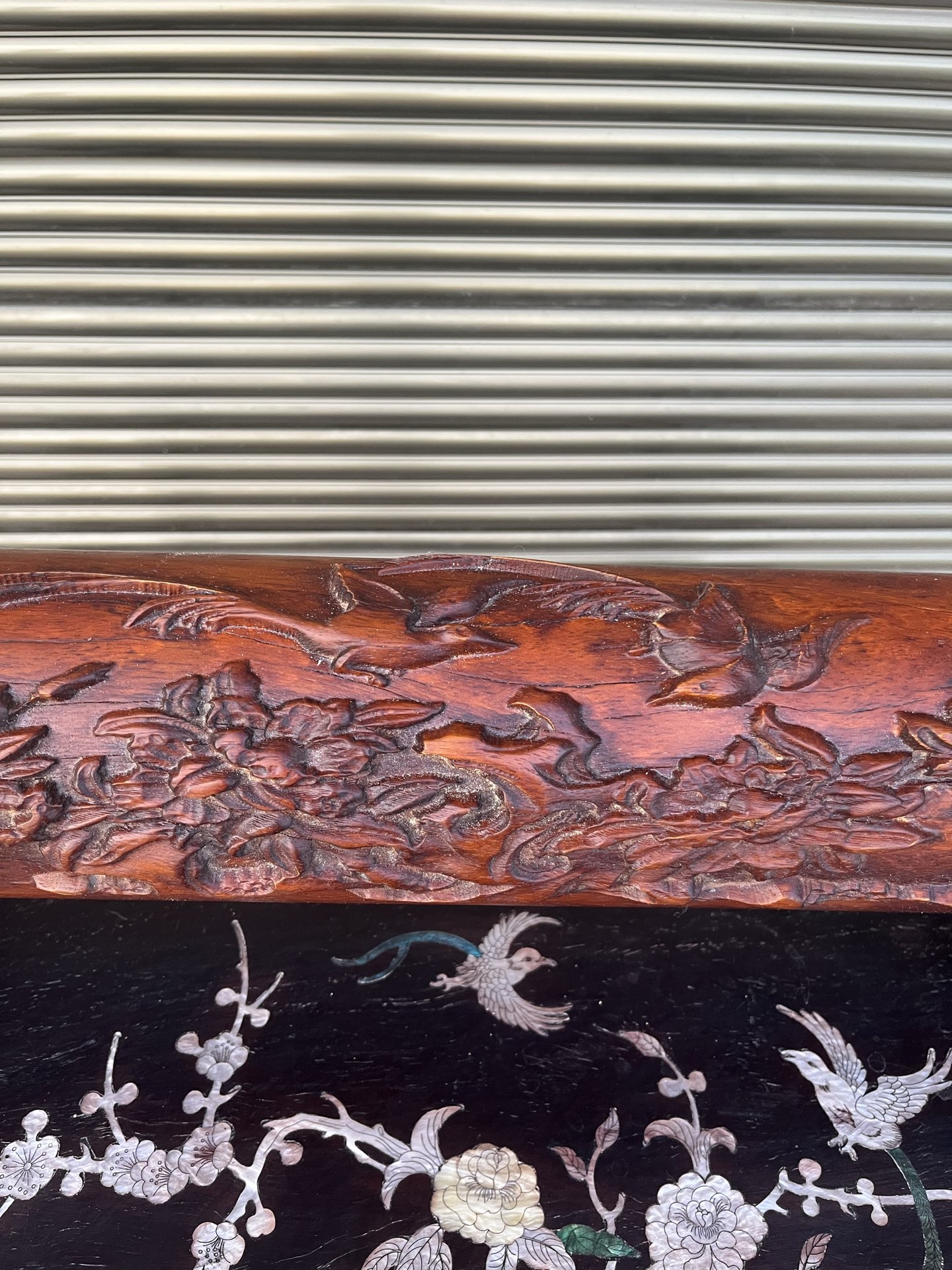 Qing Dynasty Rosewood covered with Venus ox hair pattern smooth polishing colored shell case