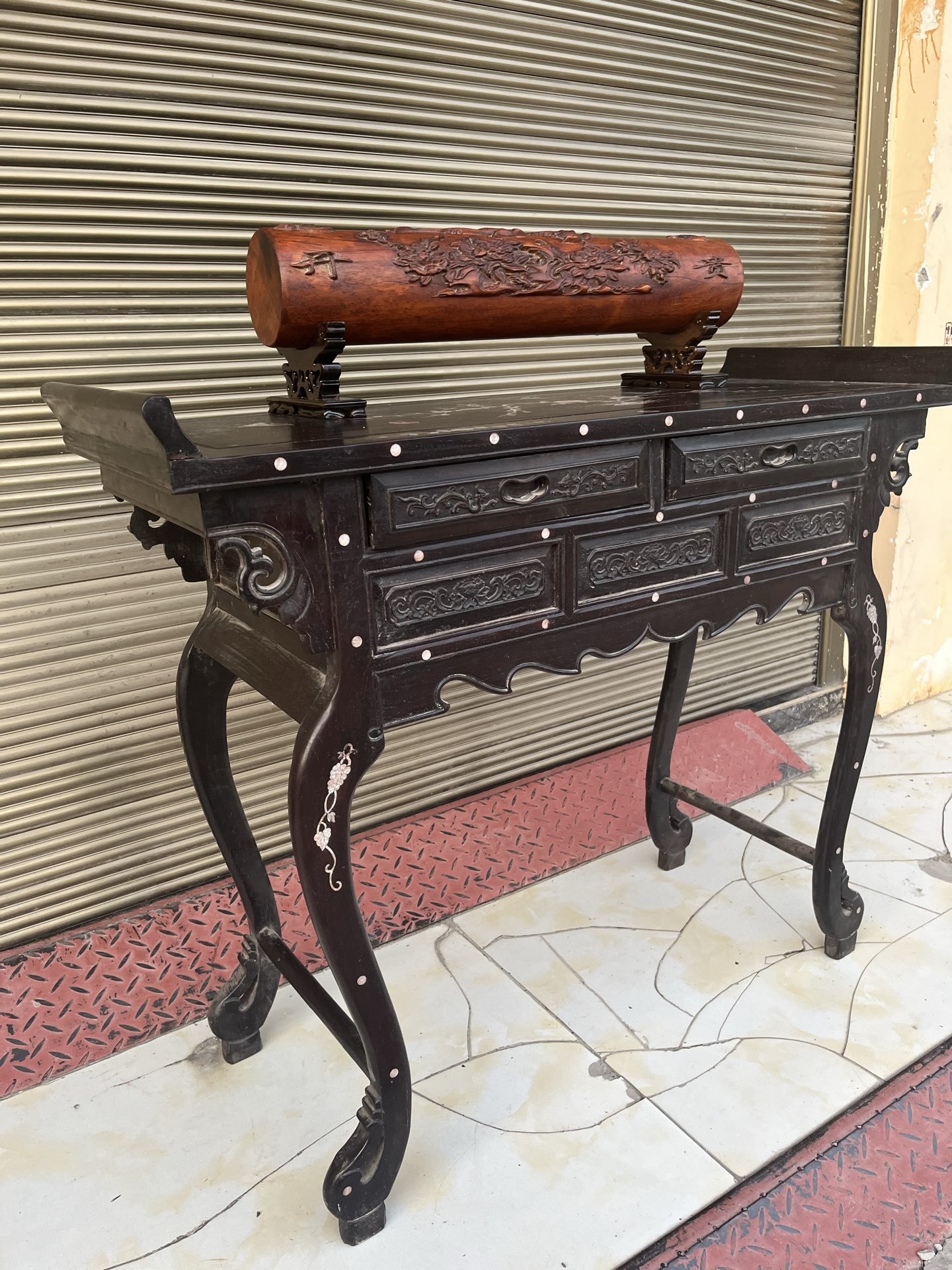 Qing Dynasty Rosewood covered with Venus ox hair pattern smooth polishing colored shell case
