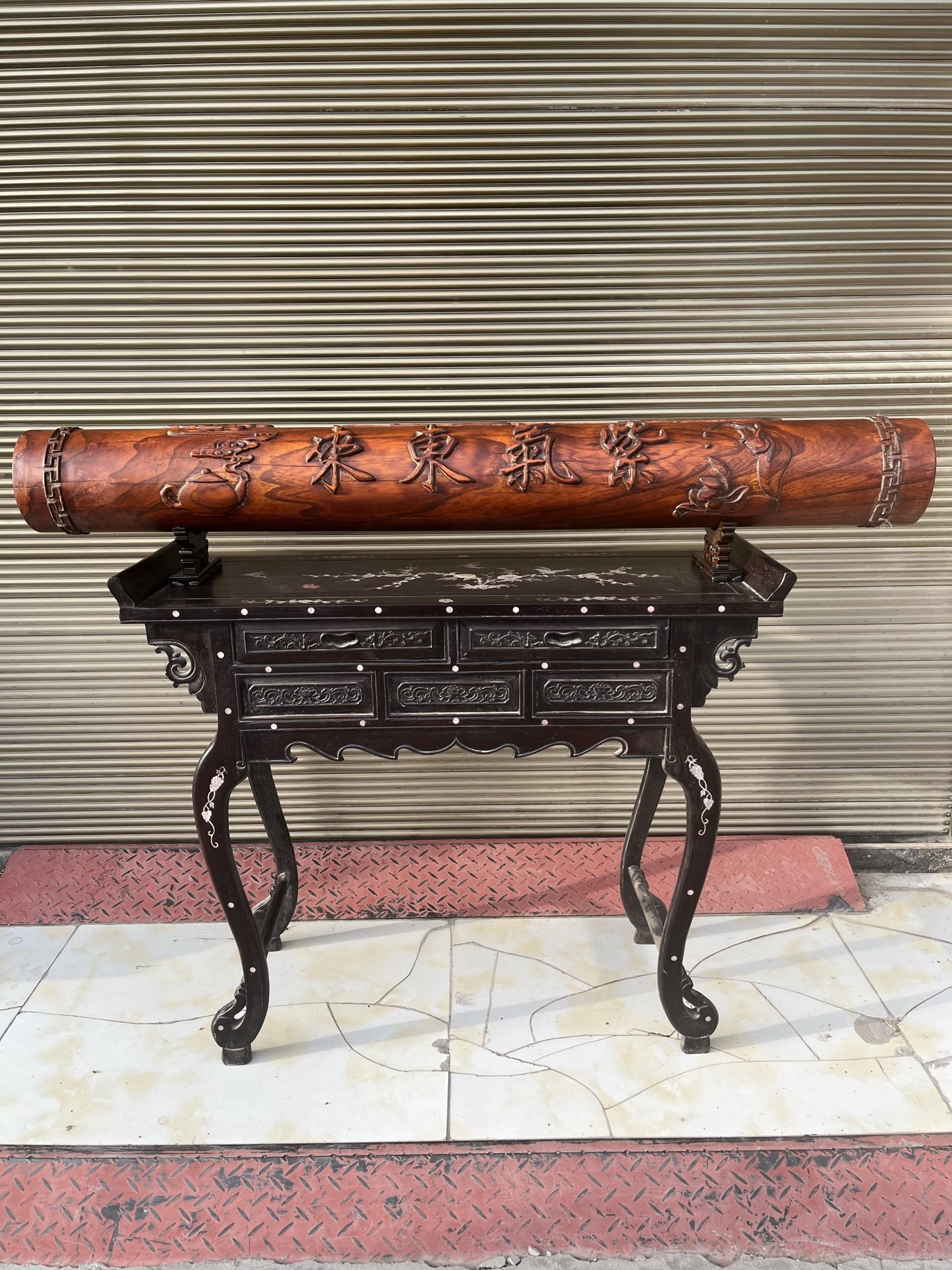 Qing Dynasty Rosewood covered with Venus ox hair pattern smooth polishing colored shell case