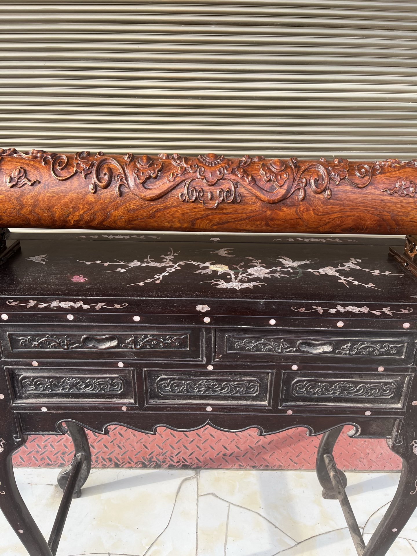 Qing Dynasty Rosewood covered with Venus ox hair pattern smooth polishing colored shell case