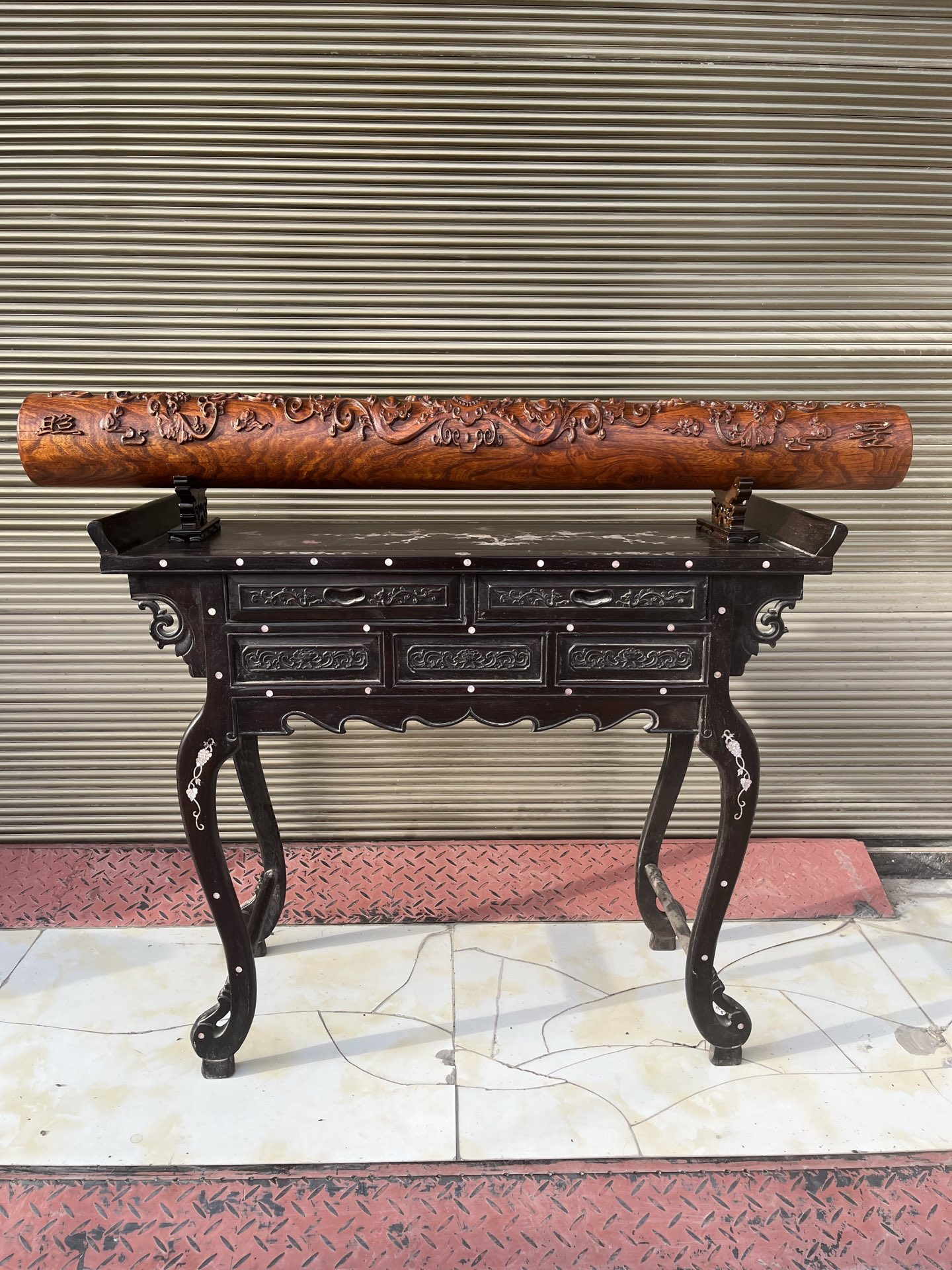 Qing Dynasty Rosewood covered with Venus ox hair pattern smooth polishing colored shell case