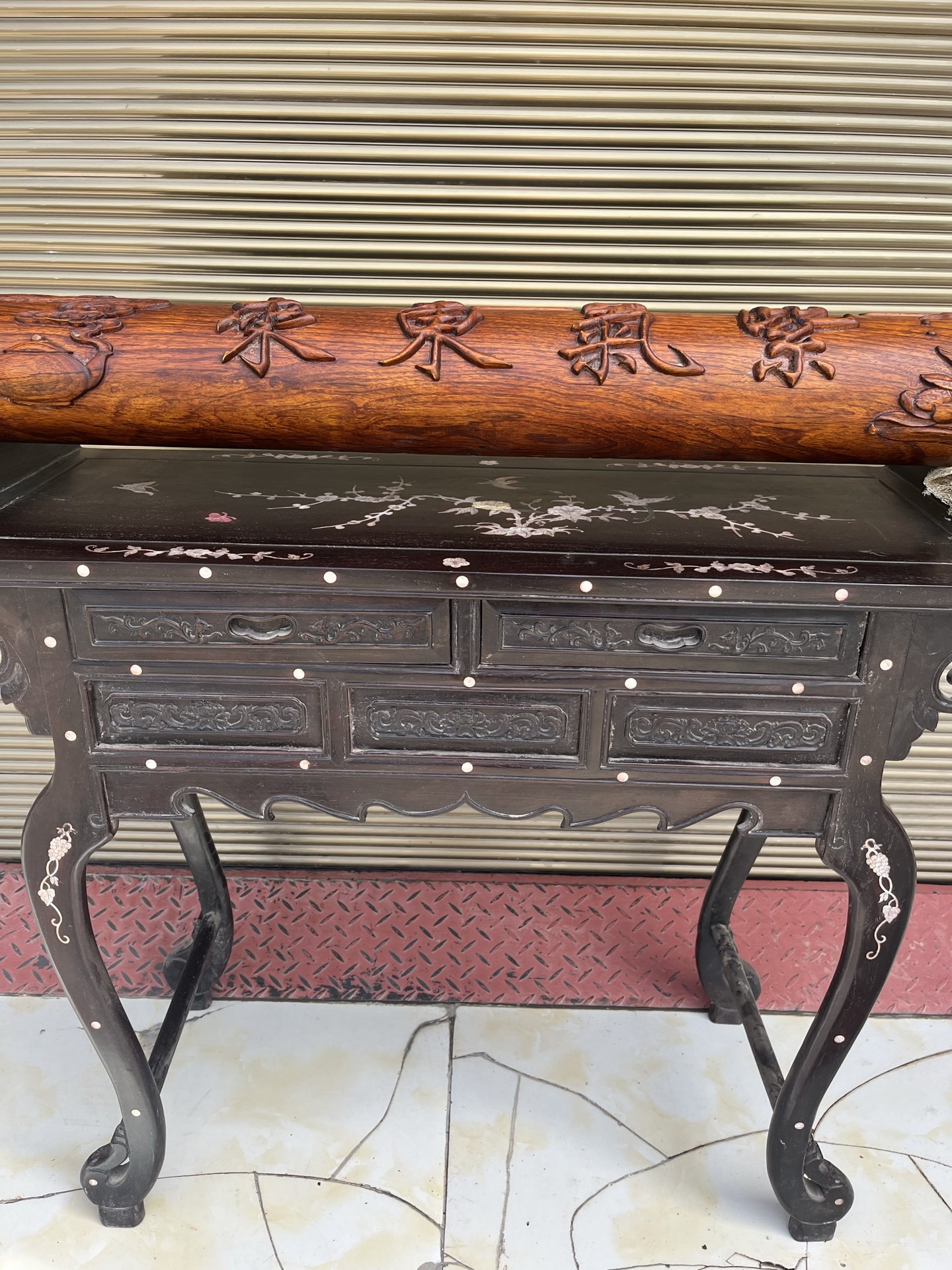 Qing Dynasty Rosewood covered with Venus ox hair pattern smooth polishing colored shell case