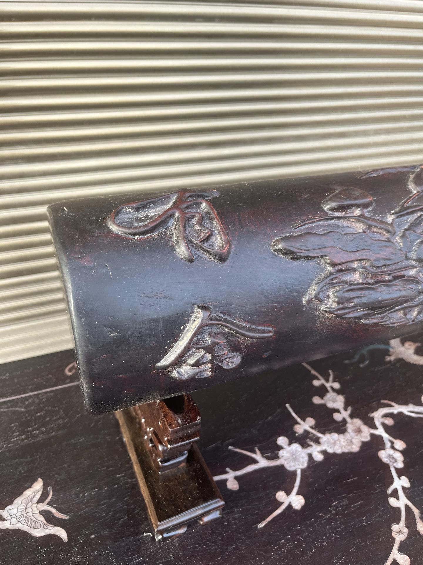 Qing Dynasty Rosewood covered with Venus ox hair pattern smooth polishing colored shell case