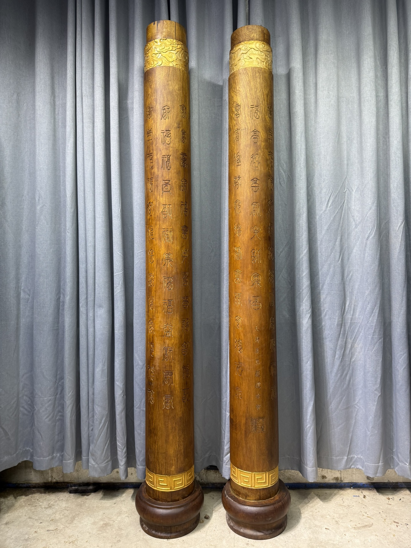Qing Dynasty Rosewood gold-painted clouds and hundred blessing Pair pillars