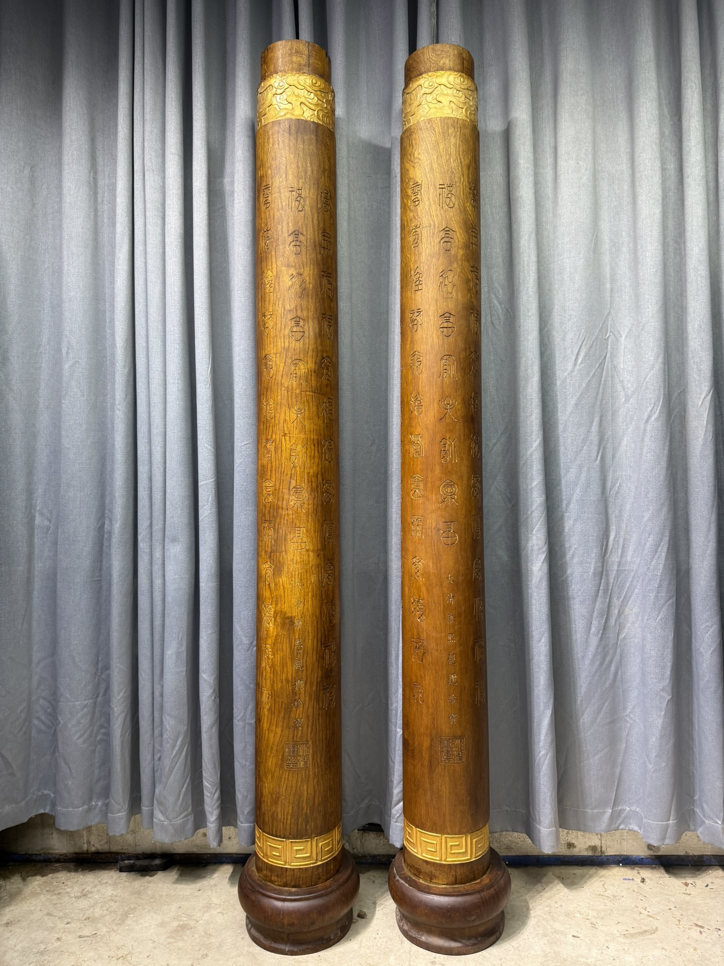 Qing Dynasty Rosewood gold-painted clouds and hundred blessing Pair pillars