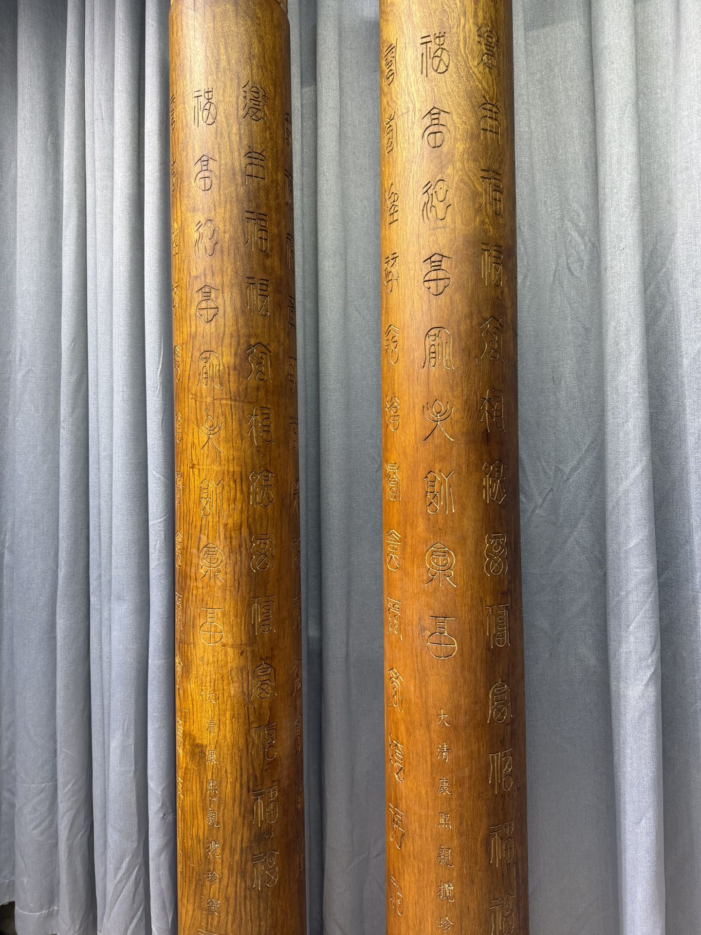 Qing Dynasty Rosewood gold-painted clouds and hundred blessing Pair pillars