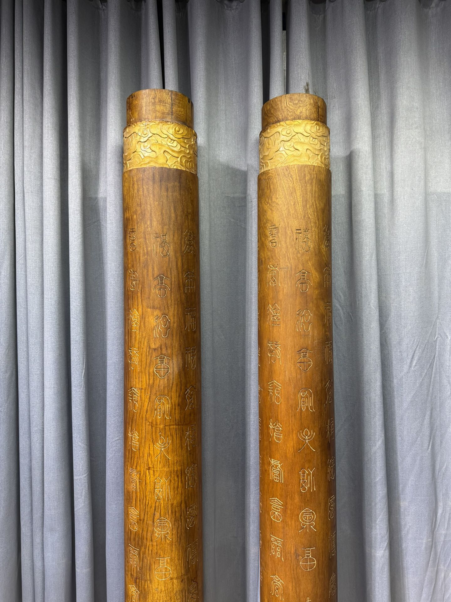 Qing Dynasty Rosewood gold-painted clouds and hundred blessing Pair pillars