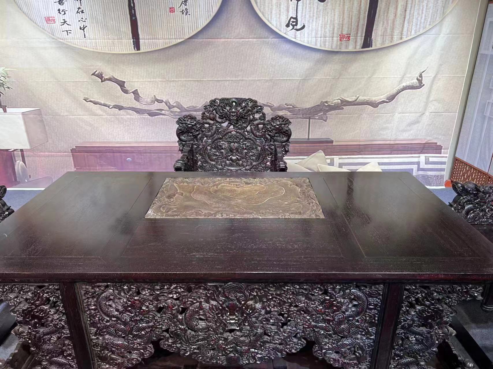Qing Dynasty Rosewood curved hand dragon pattern five large thrones tea Tables and chair