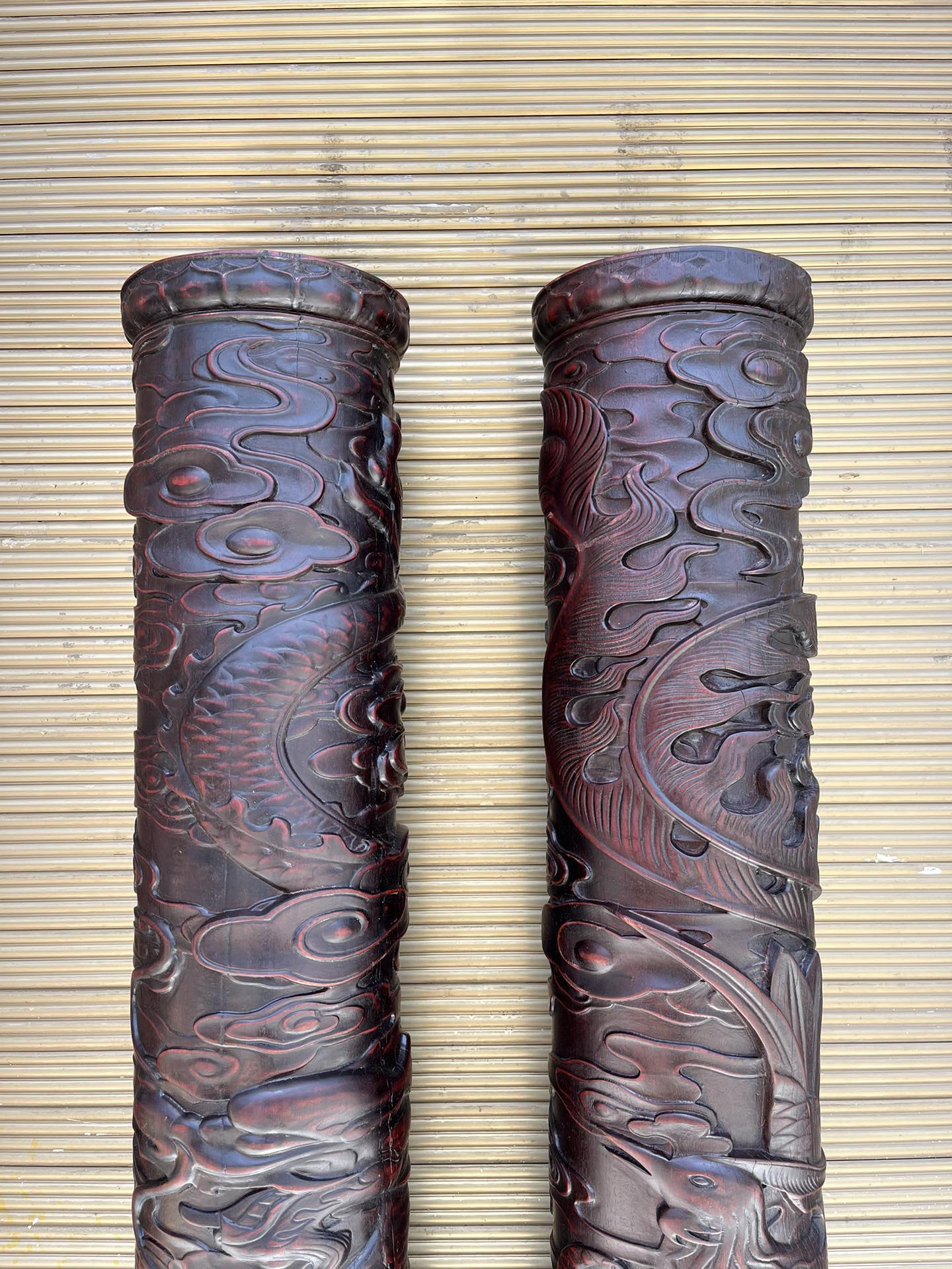 Qing Dynasty Sandalwood dragon pattern carvings pair relief pillars