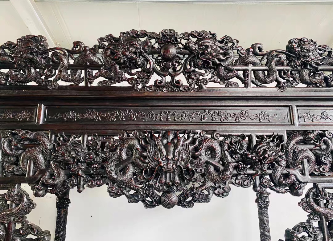 Qing Dynasty Red Sandalwood traditional mortise-and-tenon structure eight-step dragon pattern bed