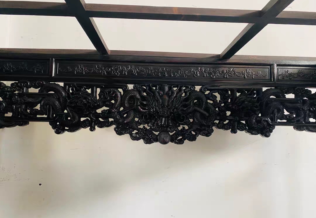 Qing Dynasty Red Sandalwood traditional mortise-and-tenon structure eight-step dragon pattern bed