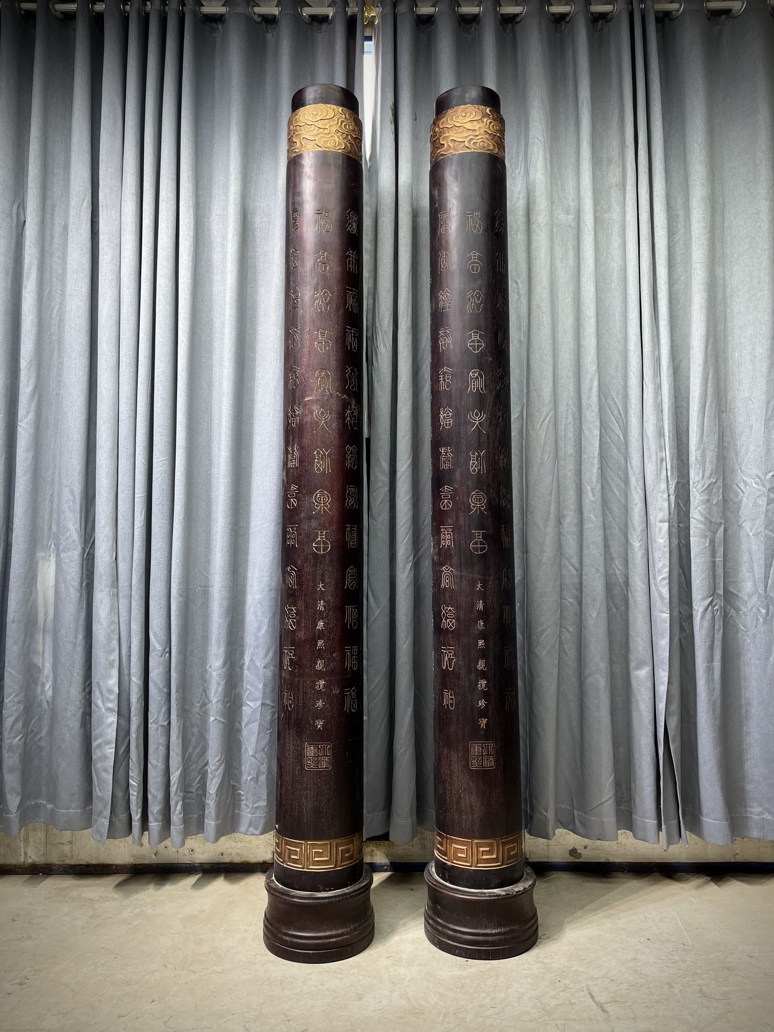Qing Dynasty Sandalwood gold-painted hundred blessing and clouds pattern pillars