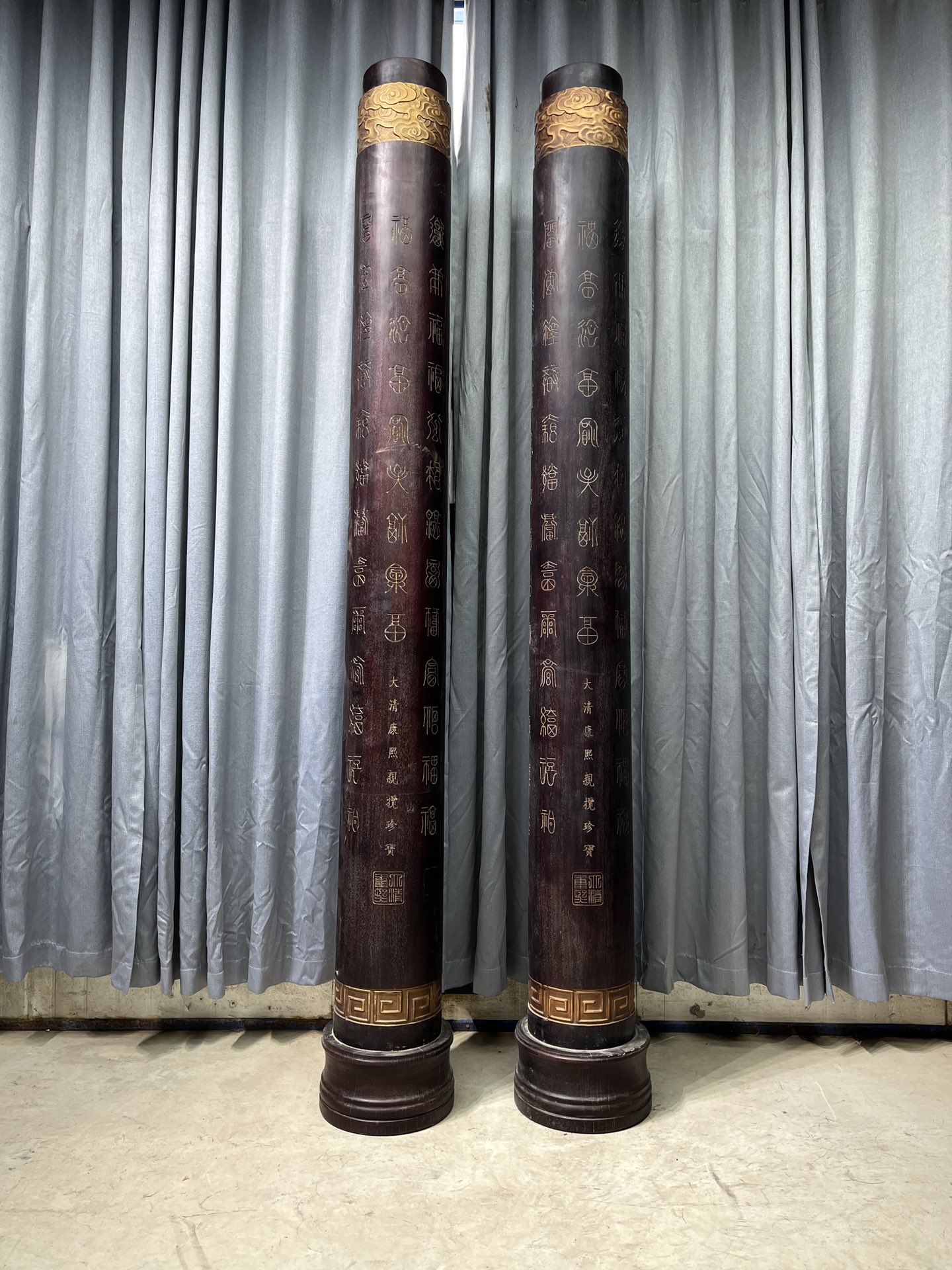 Qing Dynasty Sandalwood gold-painted hundred blessing and clouds pattern pillars