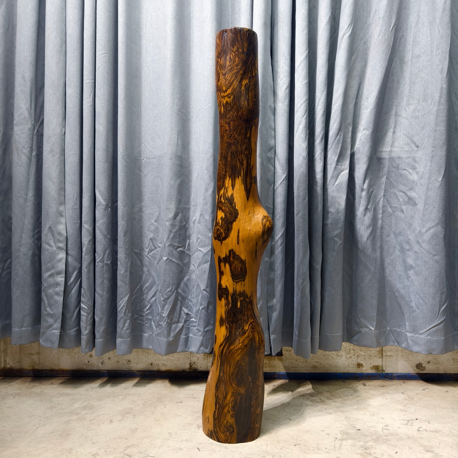 Qing Dynasty Rosewood hand-engraved feng shui pillar