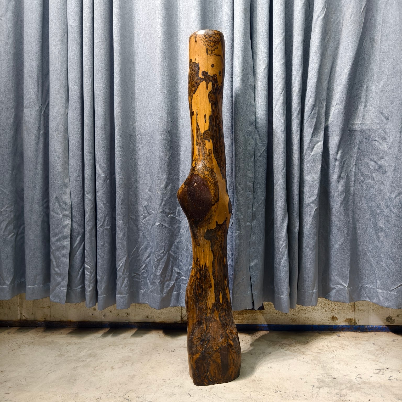 Qing Dynasty Rosewood hand-engraved feng shui pillar