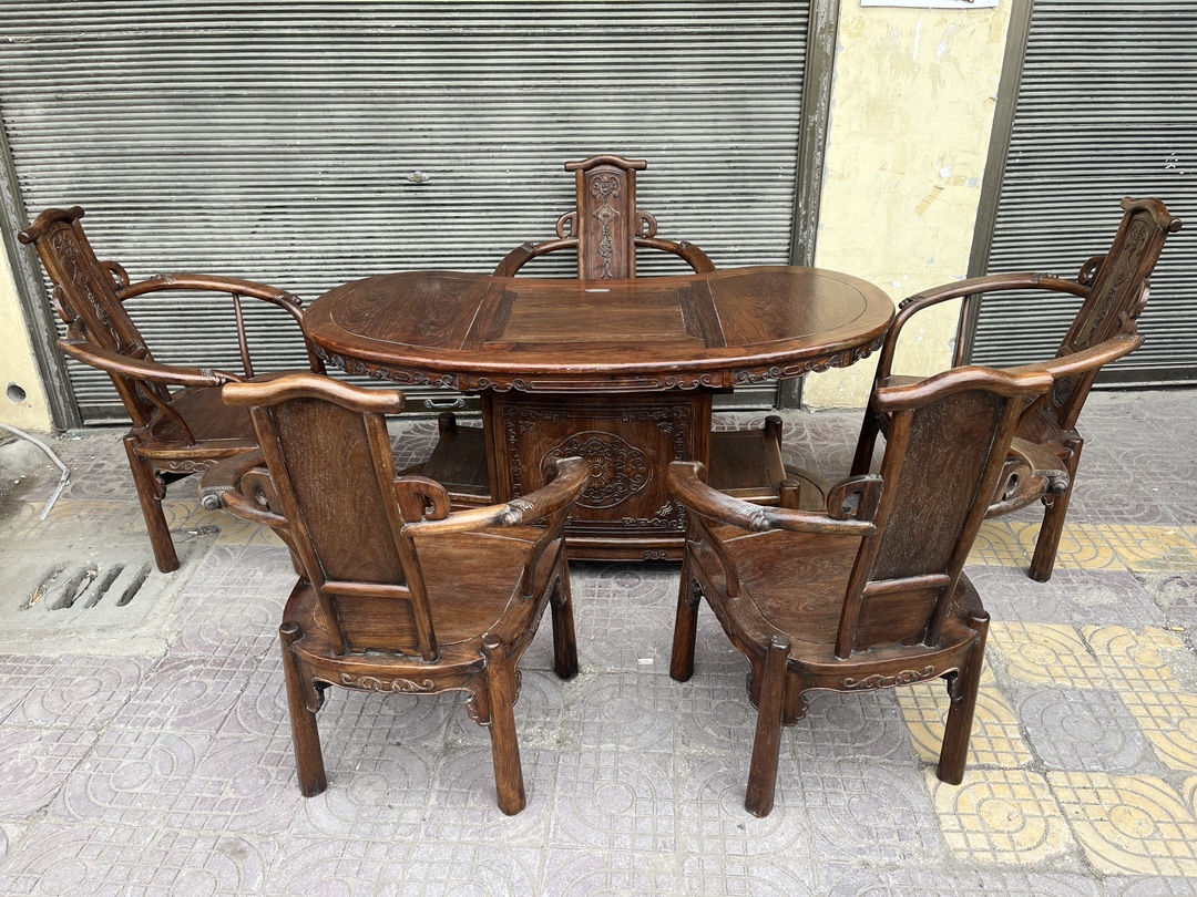 Qing Dynasty Rosewood hand-engraved tea Tables and chair set