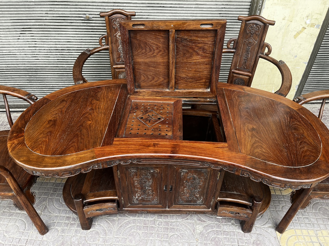 Qing Dynasty Rosewood hand-engraved tea Tables and chair set
