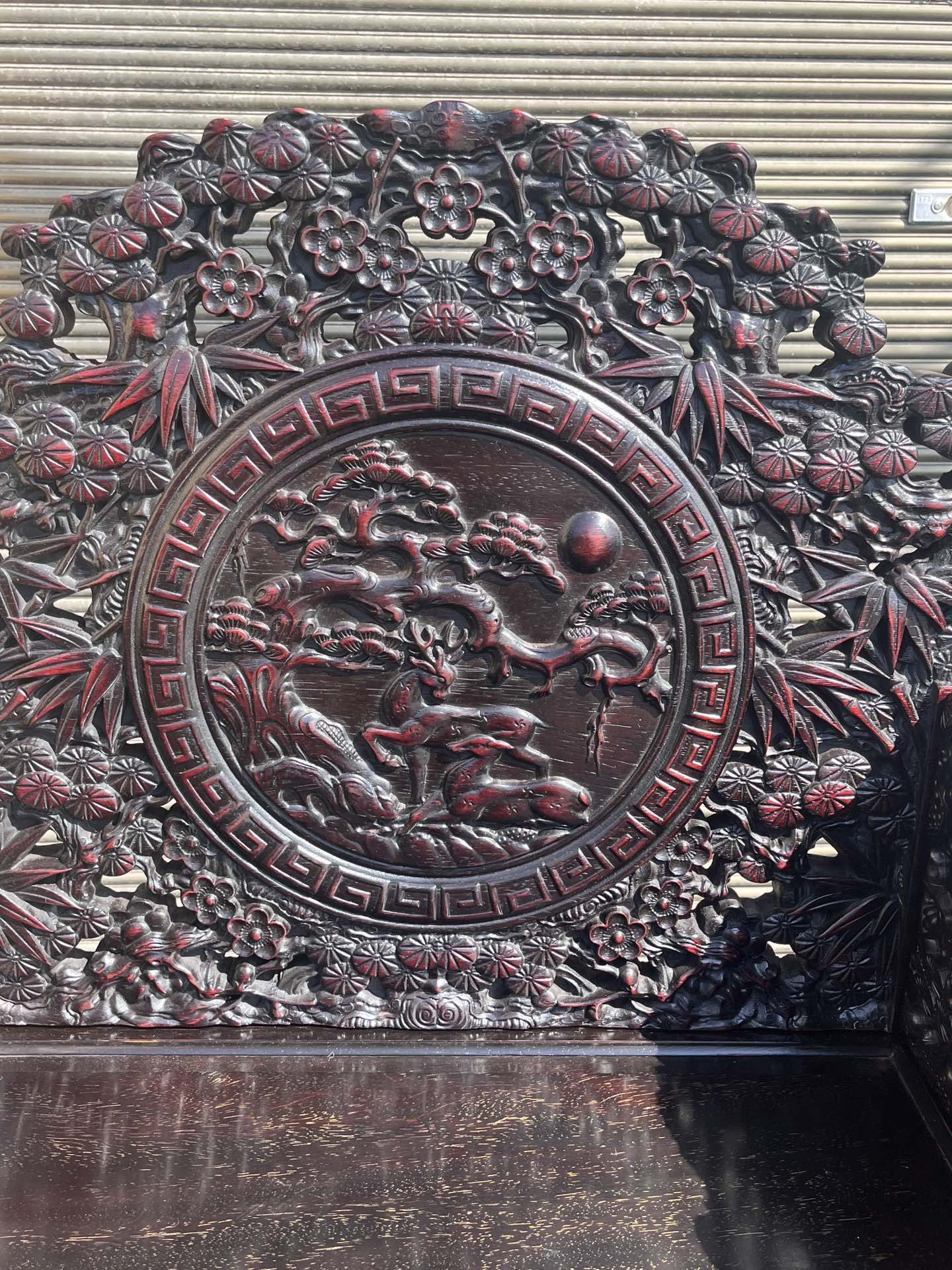 Qing Dynasty Rosewood hand-engraved tea Tables and chair set