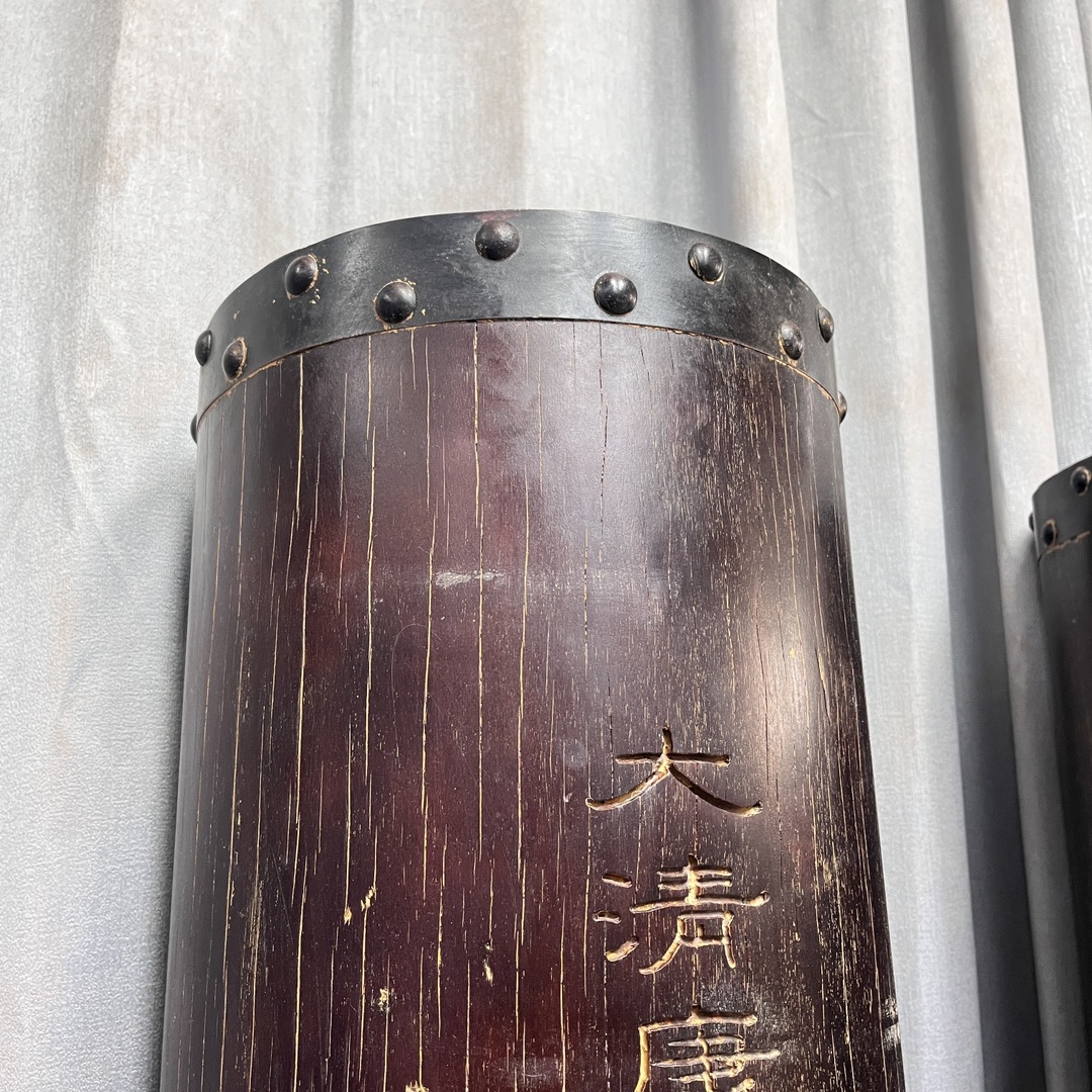Qing Dynasty zitan wood hand-carved gold fonts smooth polished pillars