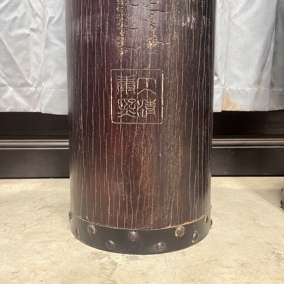 Qing Dynasty zitan wood hand-carved gold fonts smooth polished pillars