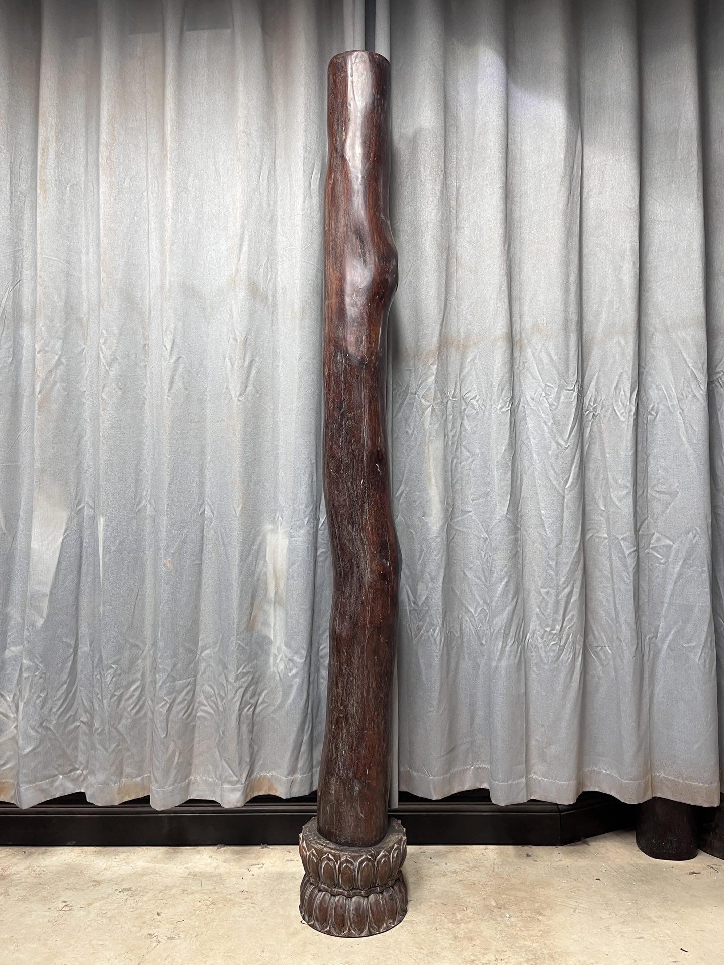 Qing Dynasty Red Sandalwood hand-carved smooth polished pillars
