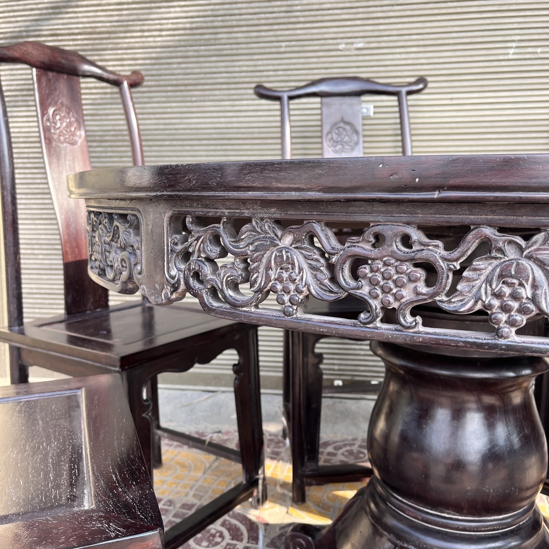 Qing Dynasty Rosewood smooth polished round dining Seven-piece Tables set