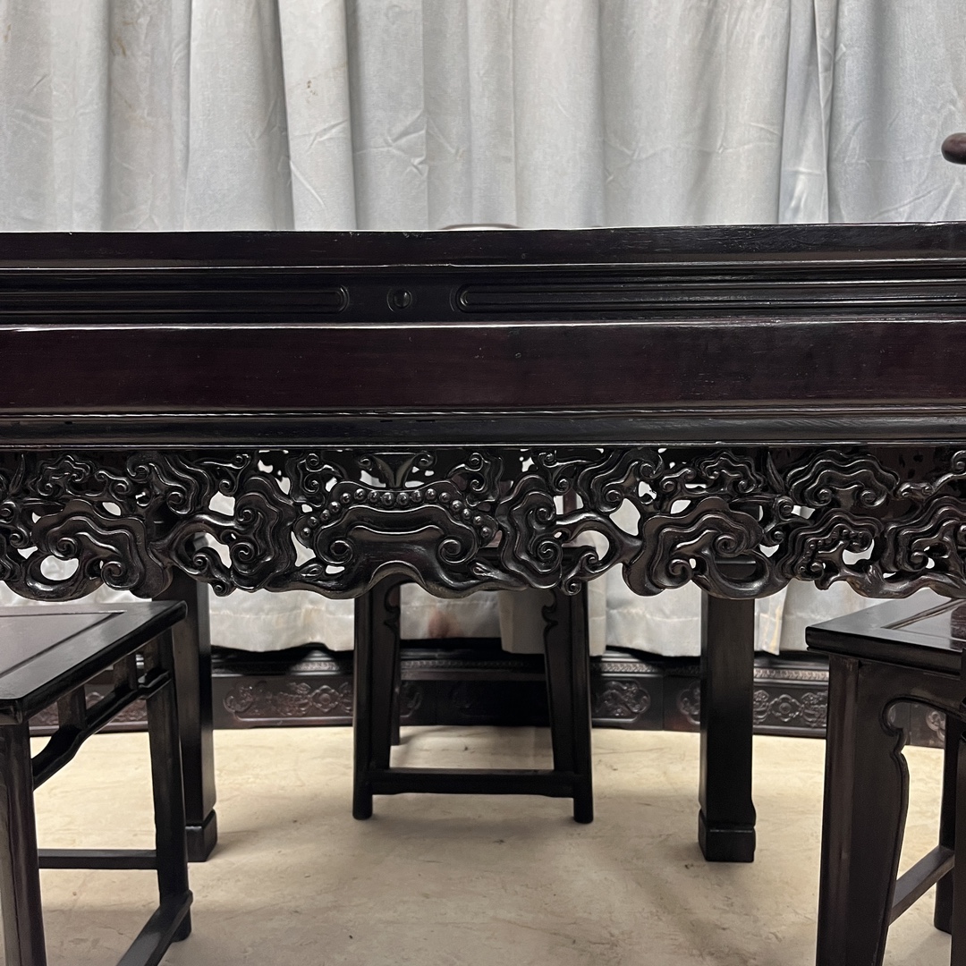 Qing Dynasty Rosewood full of gold stars and grain smooth polishing Five-piece Tables and chair set
