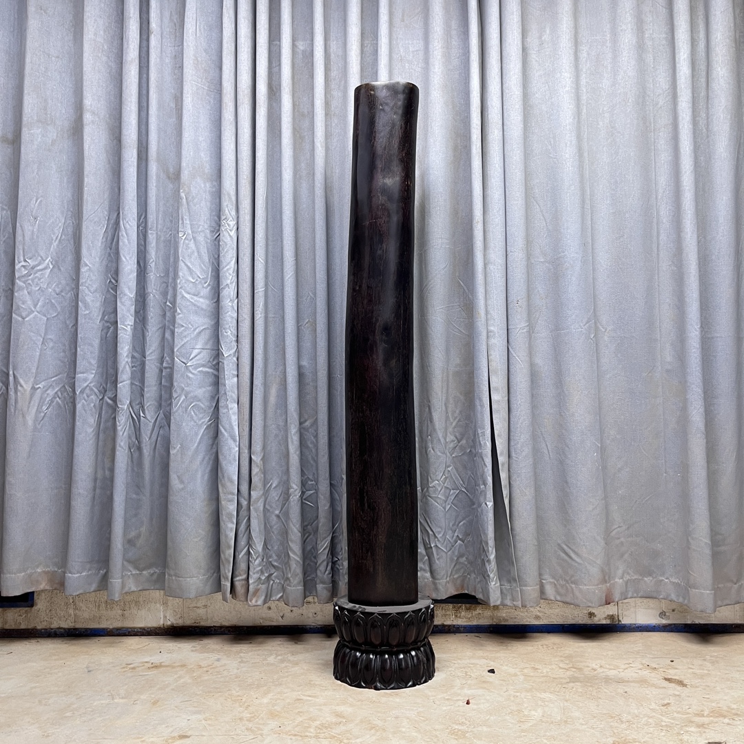 Qing Dynasty Red Sandalwood hand-carved smooth polished pillars