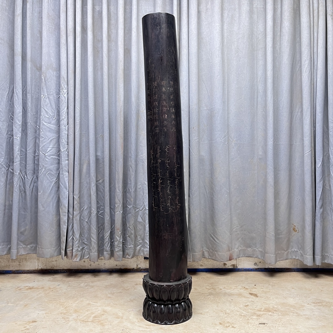 Qing Dynasty Red Sandalwood hand-carved smooth polished pillars