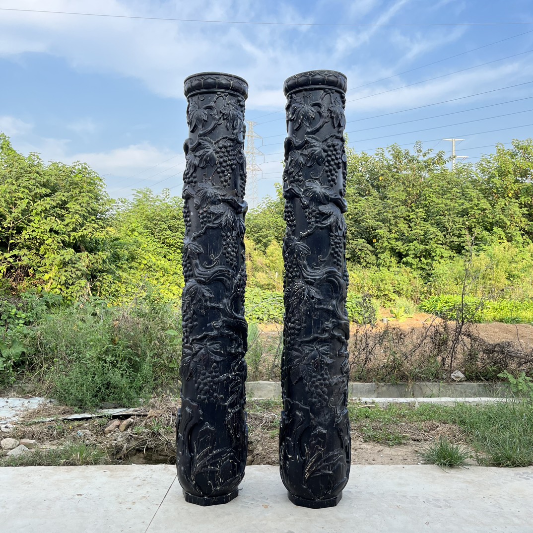 Qing Dynasty Red Sandalwood high-relief Feng Shui a pair of pillars