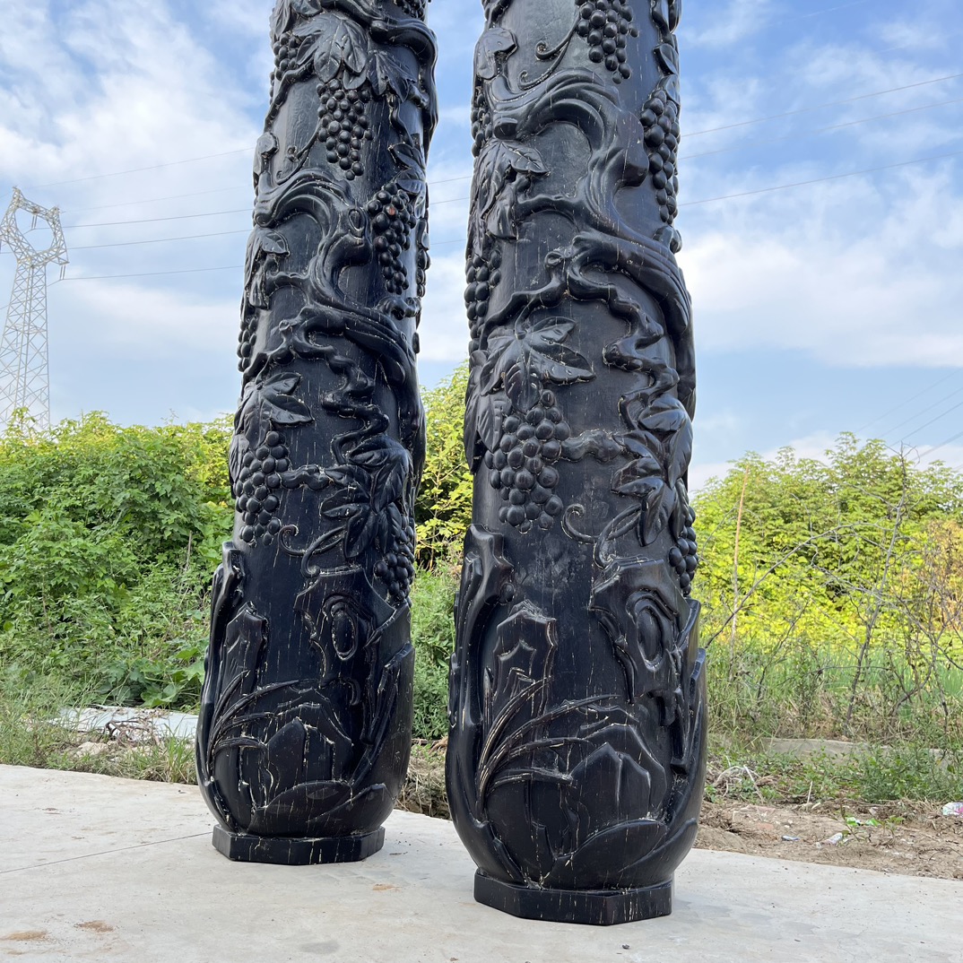 Qing Dynasty Red Sandalwood high-relief Feng Shui a pair of pillars