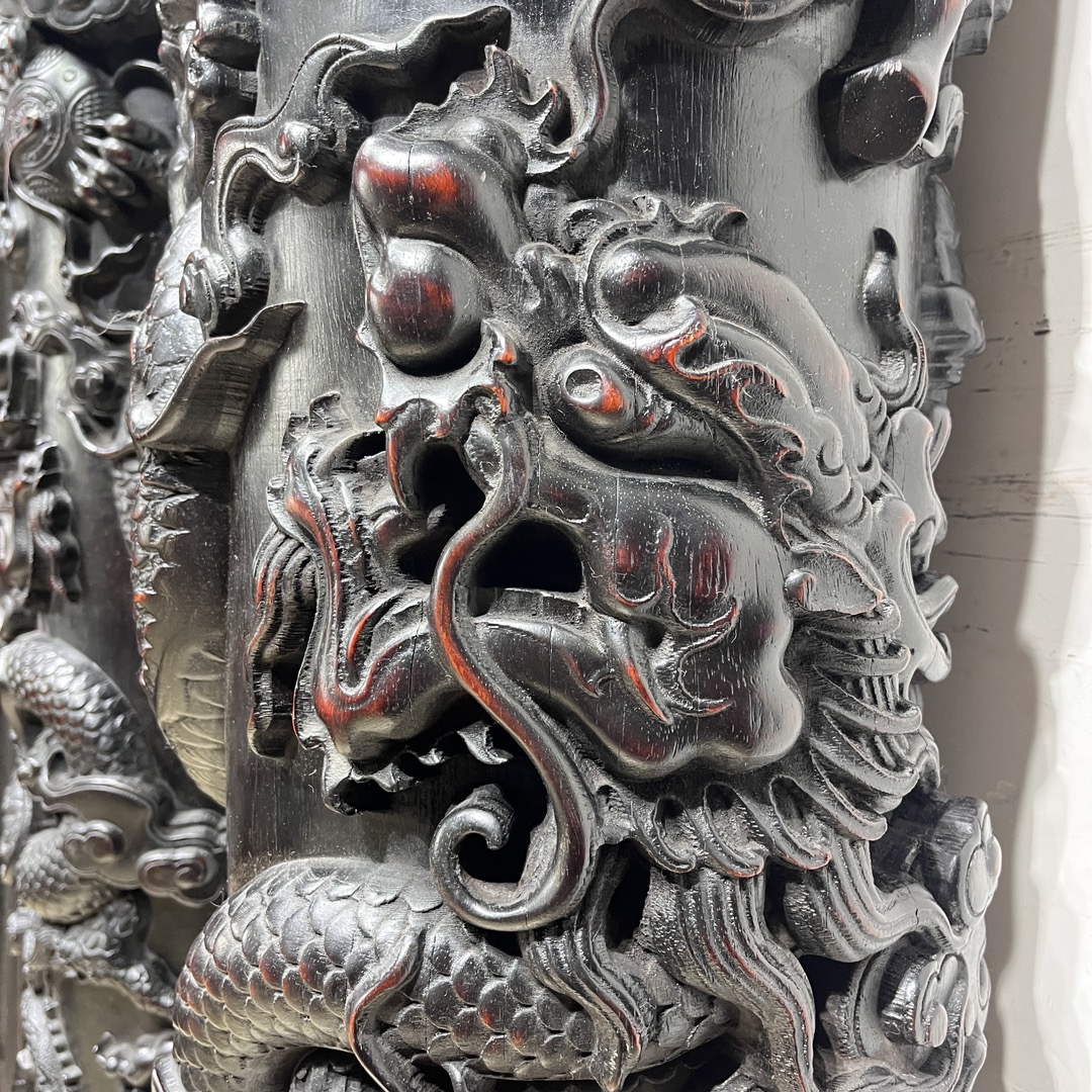 Qing Dynasty Red Sandalwood high-relief Dragon pattern and Feng Shui a pair of pillars