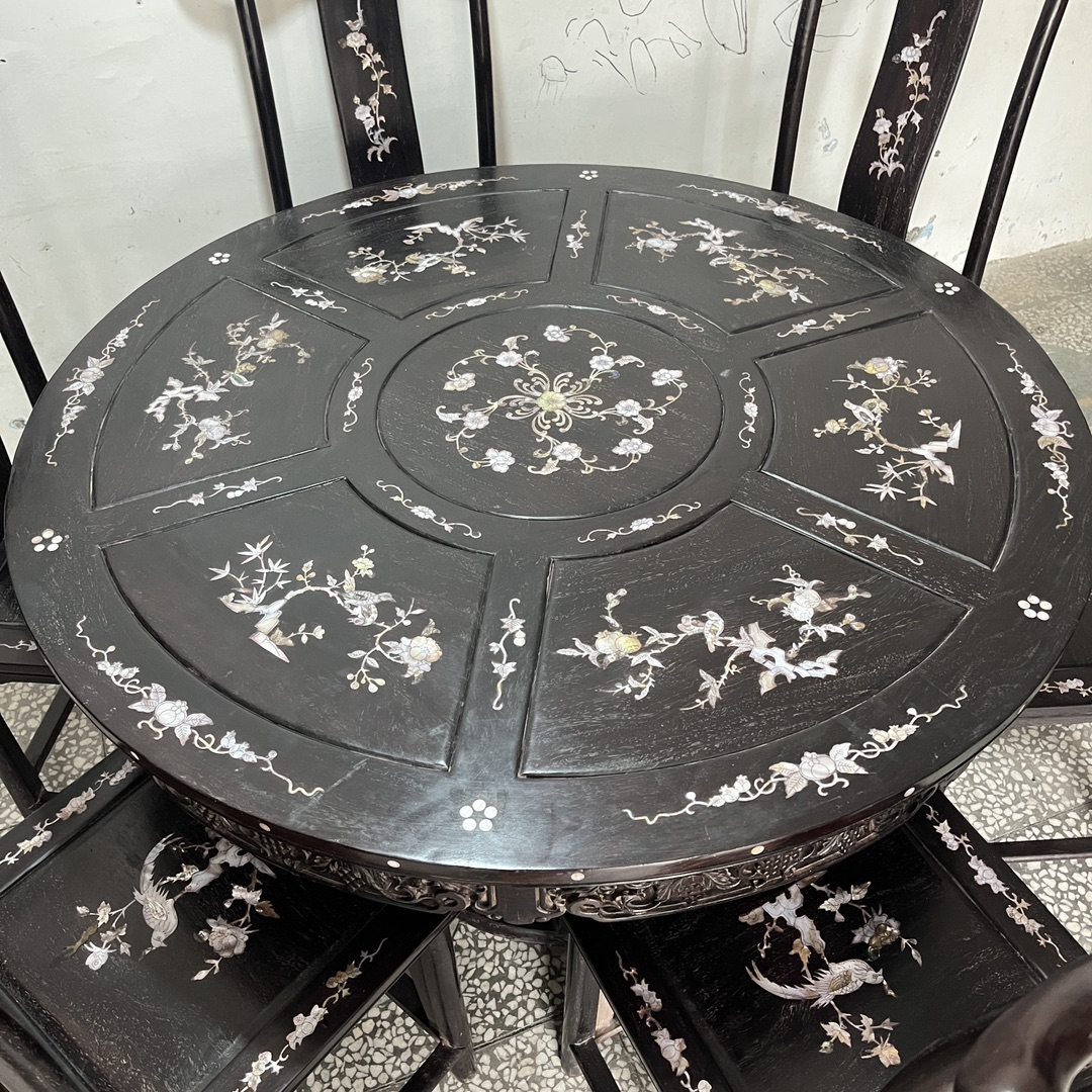 Qing Dynasty Rosewood inlaid shell round Tables dining Tables and chair