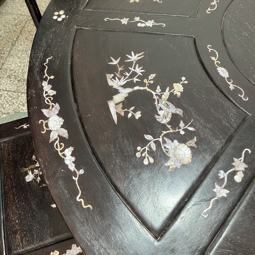 Qing Dynasty Rosewood inlaid shell round Tables dining Tables and chair