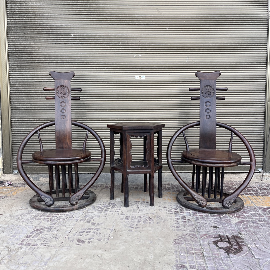 Qing Dynasty Rosewood Smooth polished round Chair