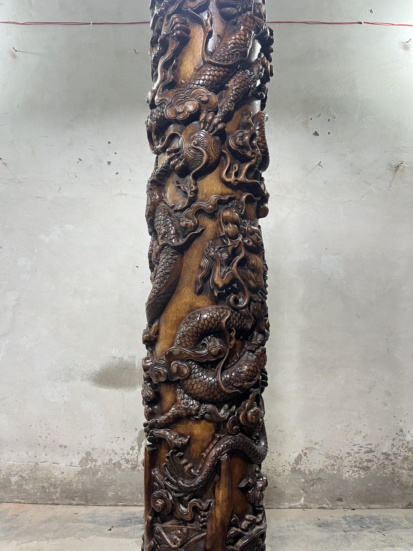 Qing Dynasty Huanghuali wood high-relief Qilin Xianbao Feng Shui a pair of pillars